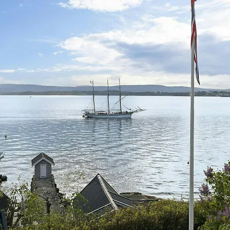 Holiday home Boathouse With Jetty And Terrace Views Of The Sea Nesoddtangen